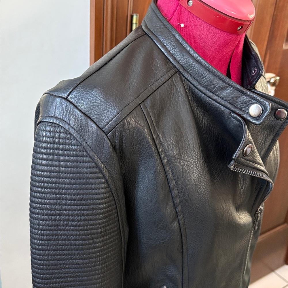 Vera Wang simply Vera faux leather moto jacket Black  Coat  quilted arm NWT - Picture 4 of 12